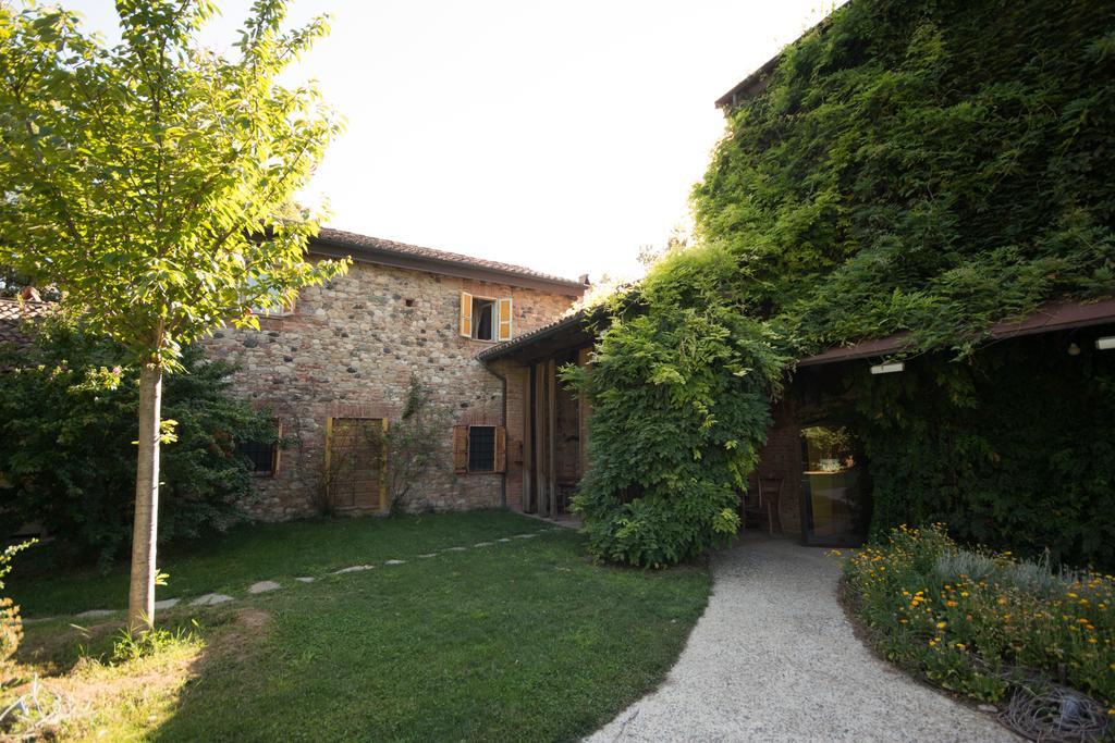 Locanda Dei Melograni Gossolengo Екстер'єр фото