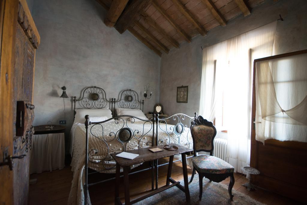 Locanda Dei Melograni Gossolengo Екстер'єр фото